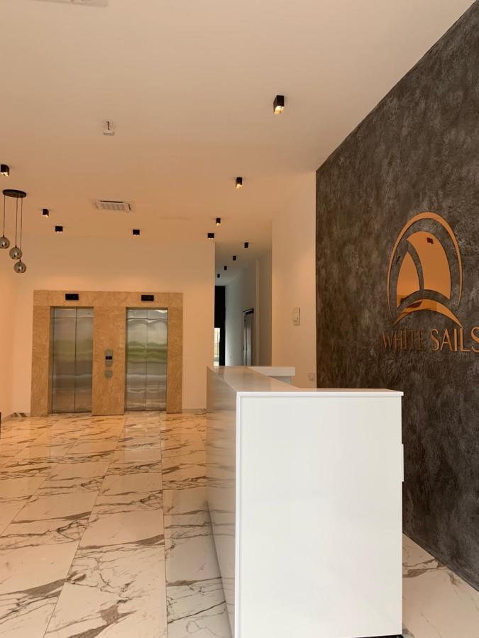 White Sails Apartment Batumi Kültér fotó
